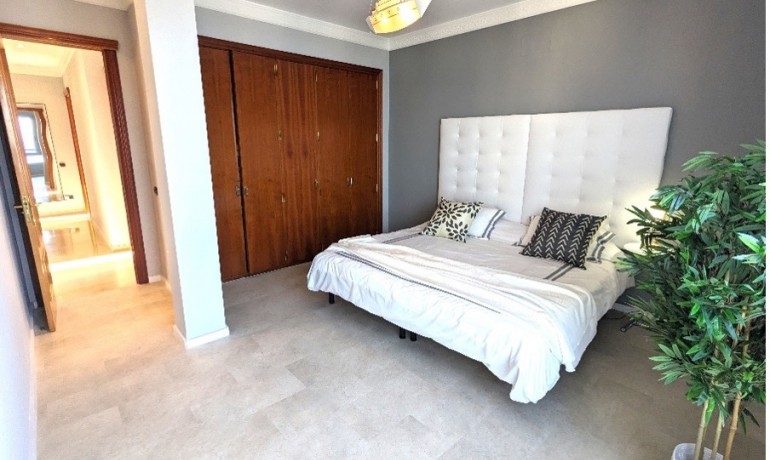 Sale - Apartment / Flat -
Benidorm - Benidorm - City