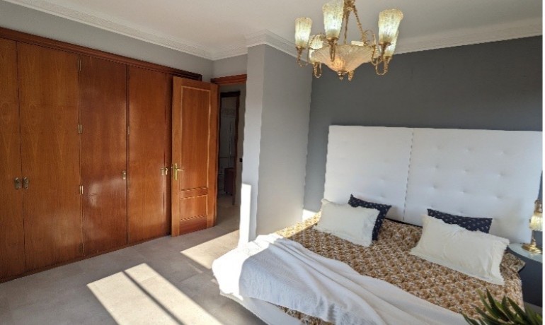Sale - Apartment / Flat -
Benidorm - Benidorm - City