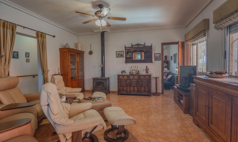 Sale - Finca / Country Property -
Orihuela - San Bartolome