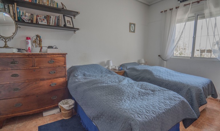 Sale - Finca / Country Property -
Orihuela - San Bartolome