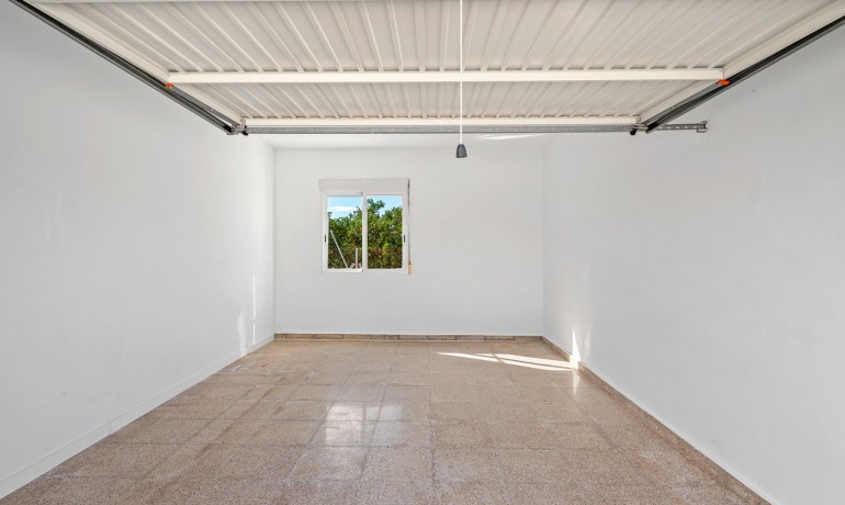 Sale - Finca / Country Property -
Dolores - Dolores - Country