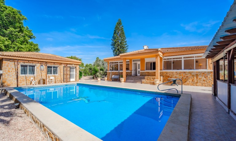 Sale - Finca / Country Property -
Rojales - Rojales - Country