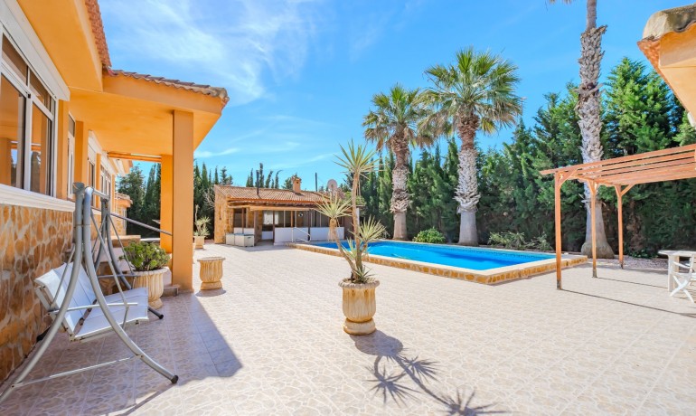 Sale - Finca / Country Property -
Rojales - Rojales - Country