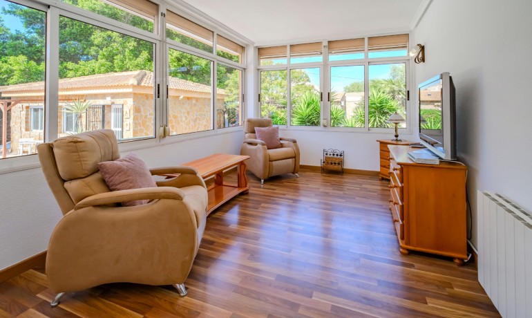 Sale - Finca / Country Property -
Rojales - Rojales - Country