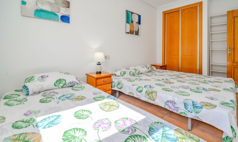Sale - Finca / Country Property -
Rojales - Rojales - Country