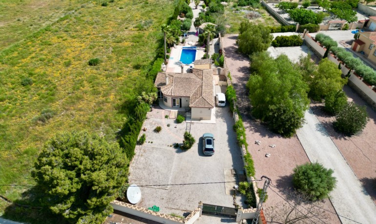 Venta - Villa -
Hondon de los frailes