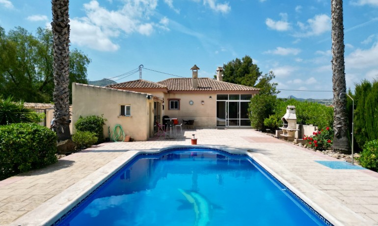 Venta - Villa -
Hondon de los frailes