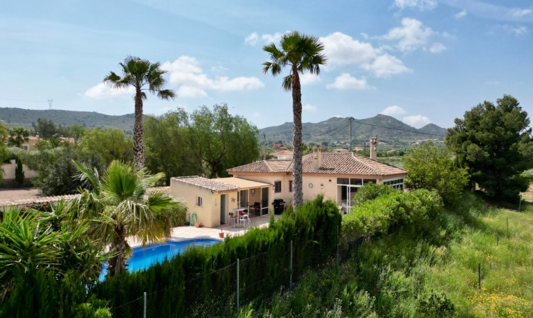 Venta - Villa -
Hondon de los frailes