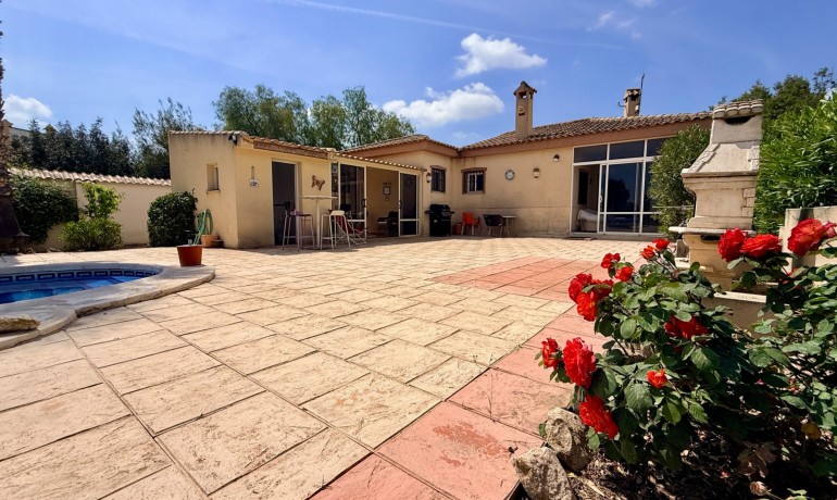Venta - Villa -
Hondon de los frailes