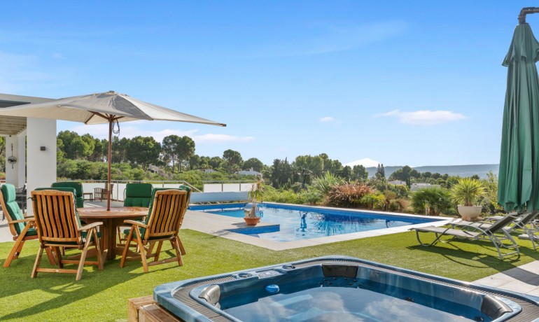 Sale - Villa -
Jávea / Xàbia - Montgó - Ermita