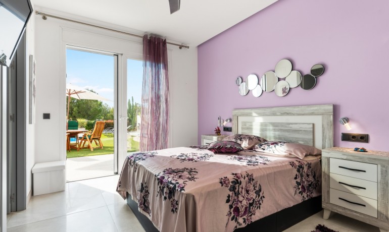 Sale - Villa -
Jávea / Xàbia - Montgó - Ermita