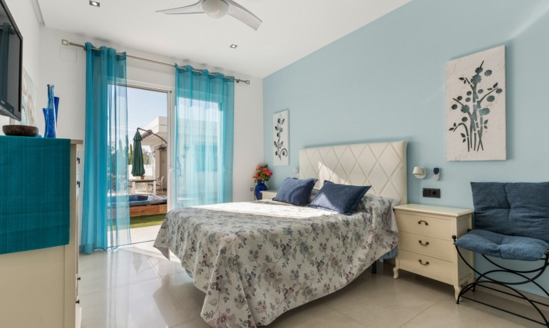 Sale - Villa -
Jávea / Xàbia - Montgó - Ermita
