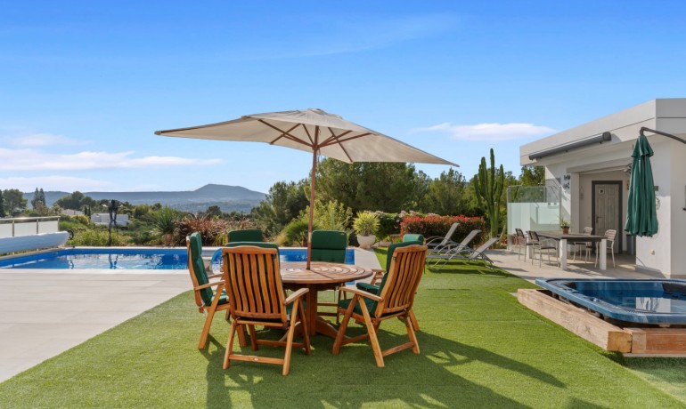 Sale - Villa -
Jávea / Xàbia - Montgó - Ermita