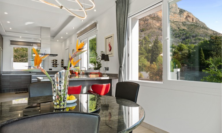 Sale - Villa -
Jávea / Xàbia - Montgó - Ermita