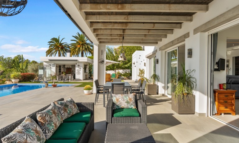 Sale - Villa -
Jávea / Xàbia - Montgó - Ermita