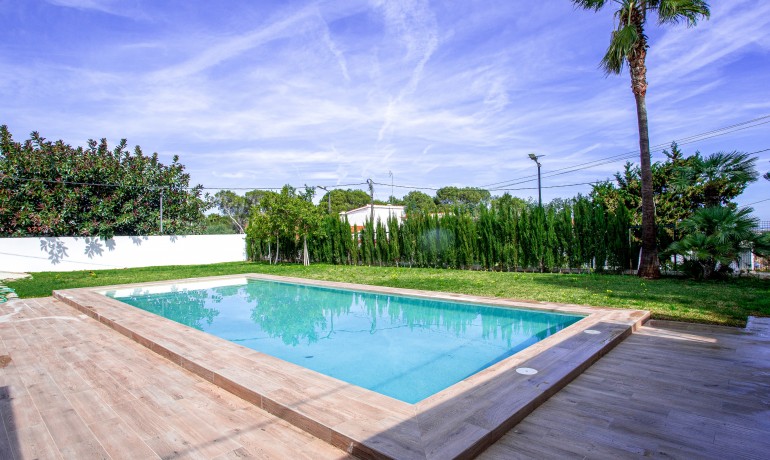 Sale - Villa -
Denia* - La Xara - La Sella