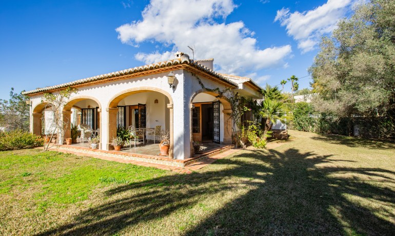 Sale - Villa -
Jávea / Xàbia - Partides comunes - Adsubia