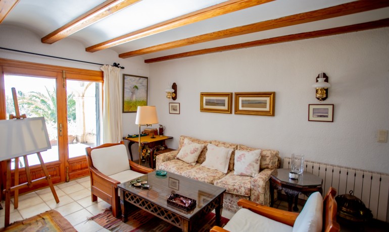 Sale - Villa -
Jávea / Xàbia - Partides comunes - Adsubia