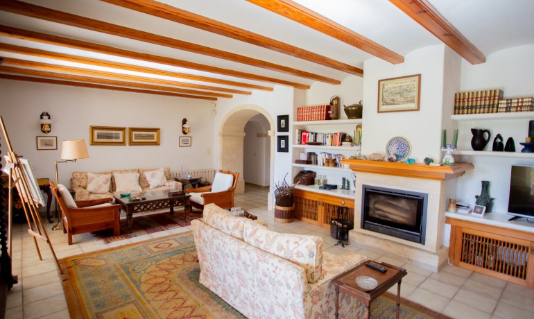 Sale - Villa -
Jávea / Xàbia - Partides comunes - Adsubia
