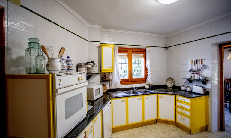 Sale - Villa -
Jávea / Xàbia - Partides comunes - Adsubia