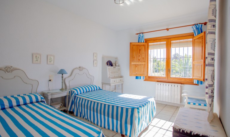 Sale - Villa -
Jávea / Xàbia - Partides comunes - Adsubia