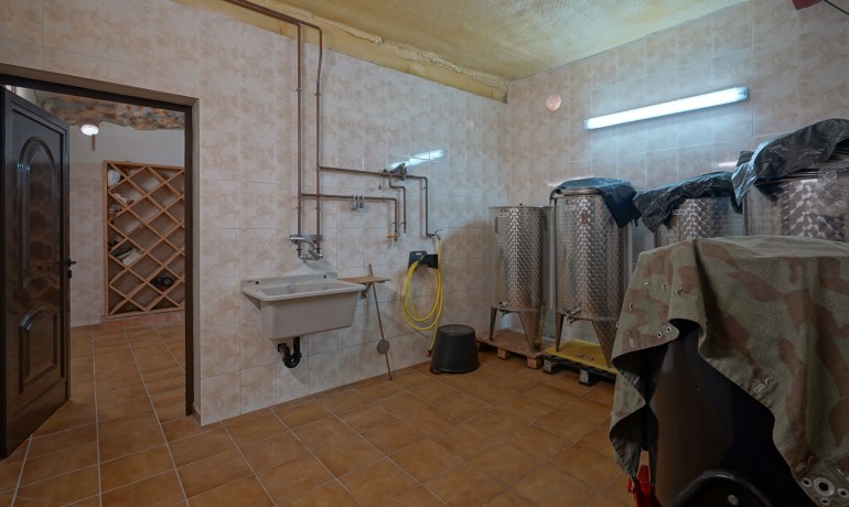 Sale - Farm -
Benitachell / El Poble Nou de Benitatxell - Centro