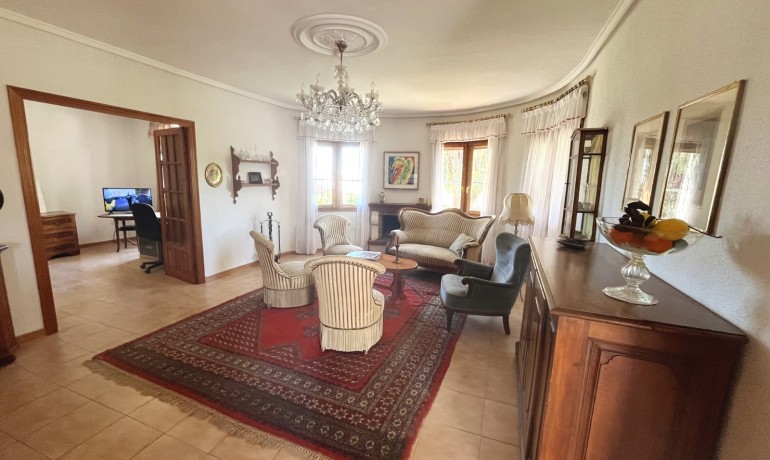 Sale - Villa -
Cuidad Quesada* - Central Quesada