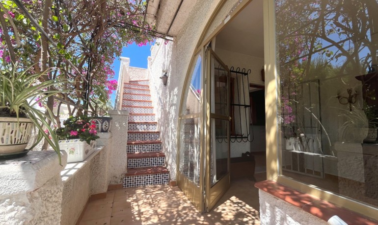 Sale - Villa -
Cuidad Quesada* - Central Quesada