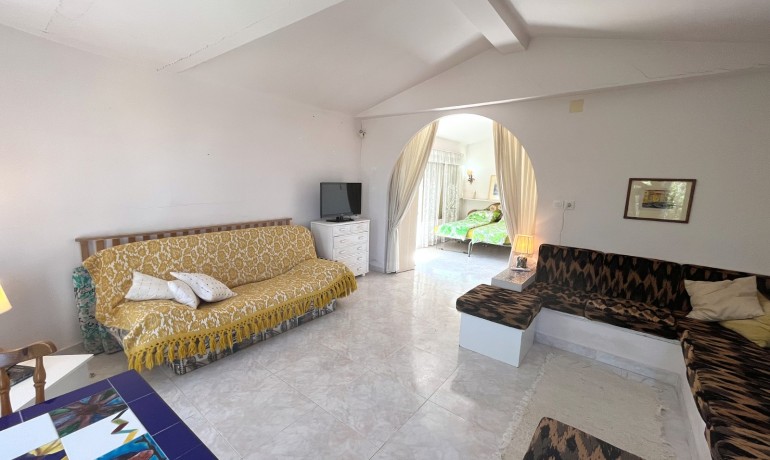 Sale - Villa -
Cuidad Quesada* - Central Quesada