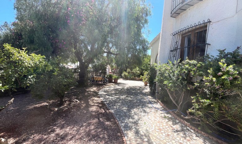 Sale - Villa -
Cuidad Quesada* - Central Quesada