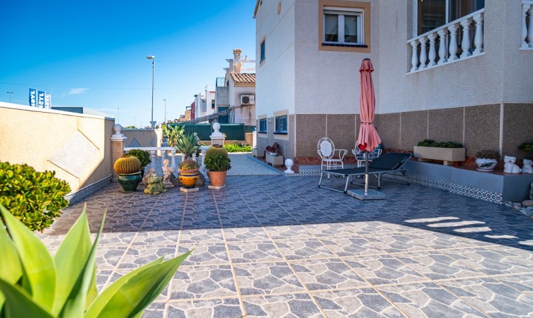 Sale - Villa -
Orihuela Costa* - Los Altos