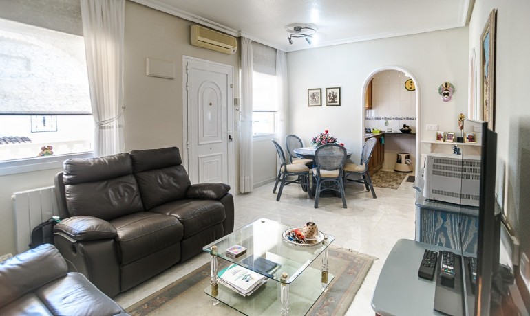 Sale - Villa -
Orihuela Costa* - Los Altos