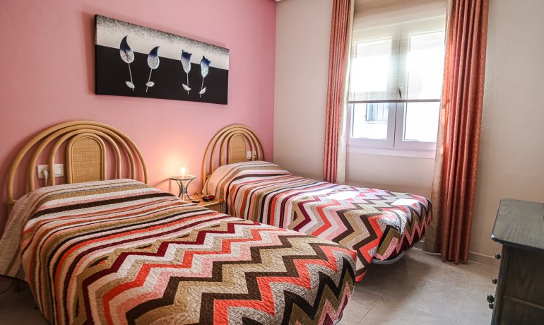 Sale - Villa -
Orihuela Costa* - Los Altos