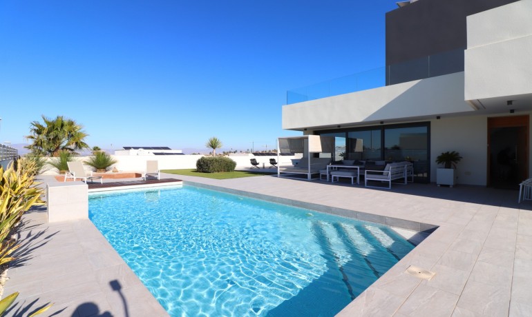 Sale - Villa -
Benimar - Benimar III