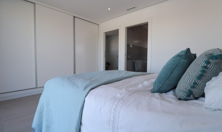 Sale - Villa -
Benimar - Benimar III
