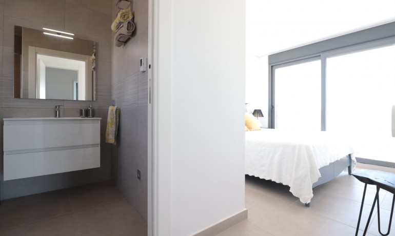 Sale - Villa -
Benimar - Benimar III