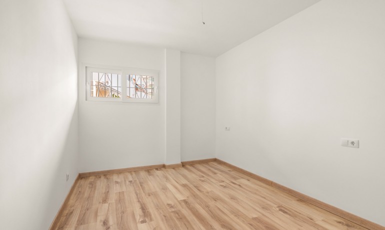 Sale - Apartment / Flat -
Calpe* - Centro