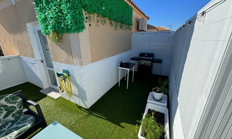 Sale - Apartment / Flat -
La Siesta - El Salado - Torreta - La Siesta