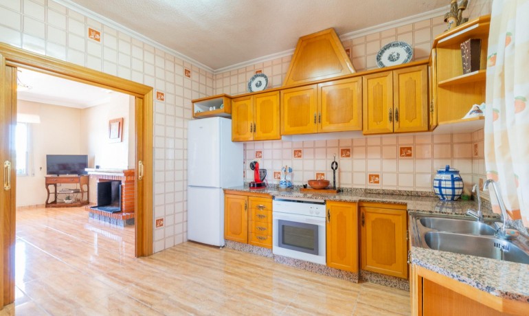 Sale - House -
San Miguel de Salinas* - Torremendo