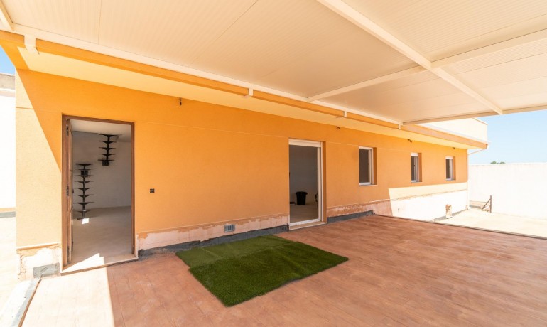Sale - House -
San Miguel de Salinas* - Torremendo