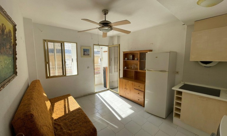 Sale - Apartment / Flat -
Torrevieja* - Centro