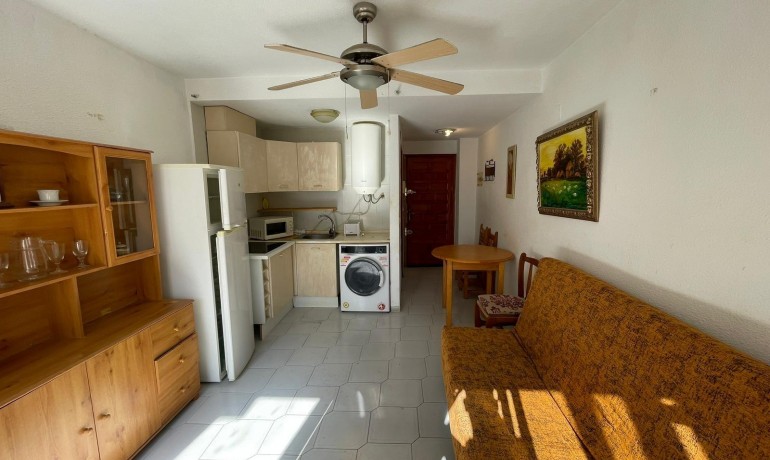 Sale - Apartment / Flat -
Torrevieja* - Centro