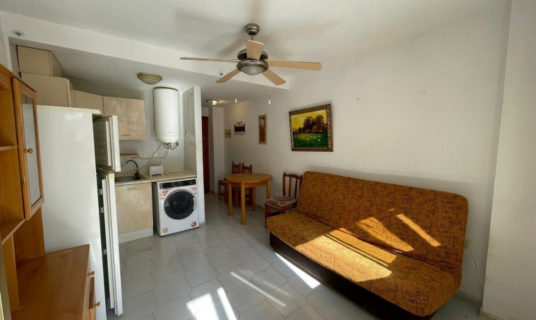 Sale - Apartment / Flat -
Torrevieja* - Centro