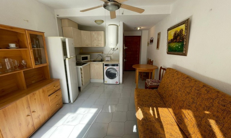 Sale - Apartment / Flat -
Torrevieja* - Centro