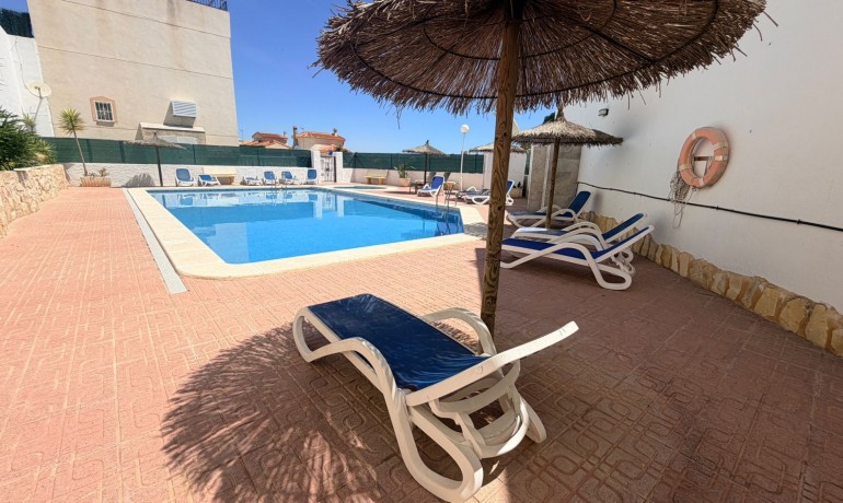 Sale - Apartment / Flat -
Cuidad Quesada* - La Marquesa Golf
