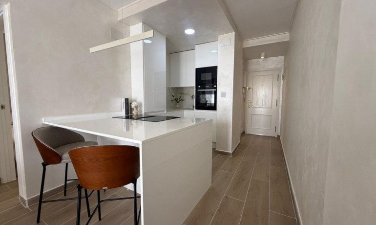 Sale - Apartment / Flat -
Torrevieja Centro - Torrevieja