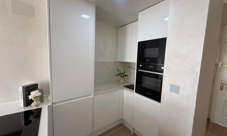 Sale - Apartment / Flat -
Torrevieja Centro - Torrevieja