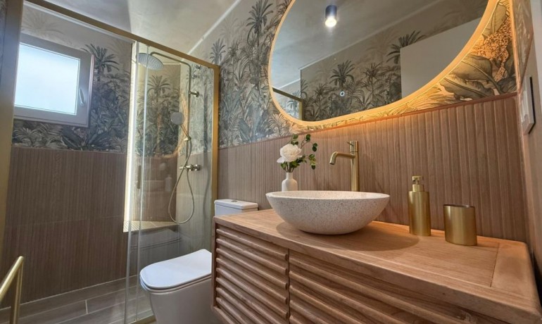 Sale - Apartment / Flat -
Torrevieja Centro - Torrevieja