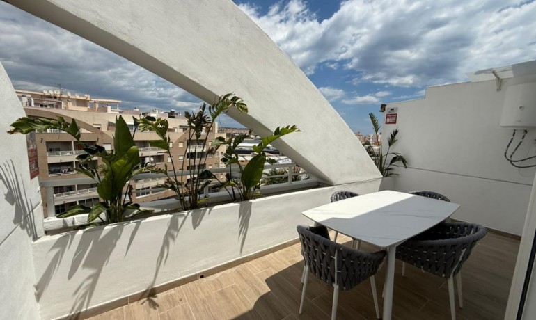 Sale - Apartment / Flat -
Torrevieja Centro - Torrevieja