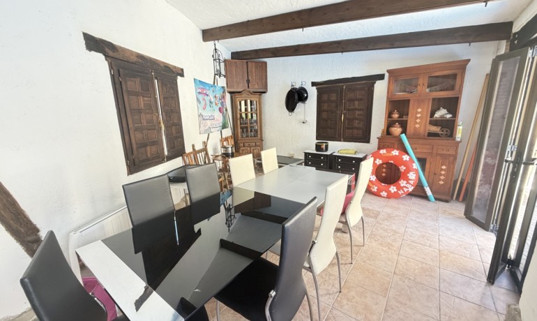 Venta - Villa -
Los Balcones